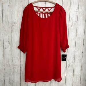 Red 3/4 Sleeve Cut Out Back Flowy Holiday Christmas Valentines Day Dress Medium